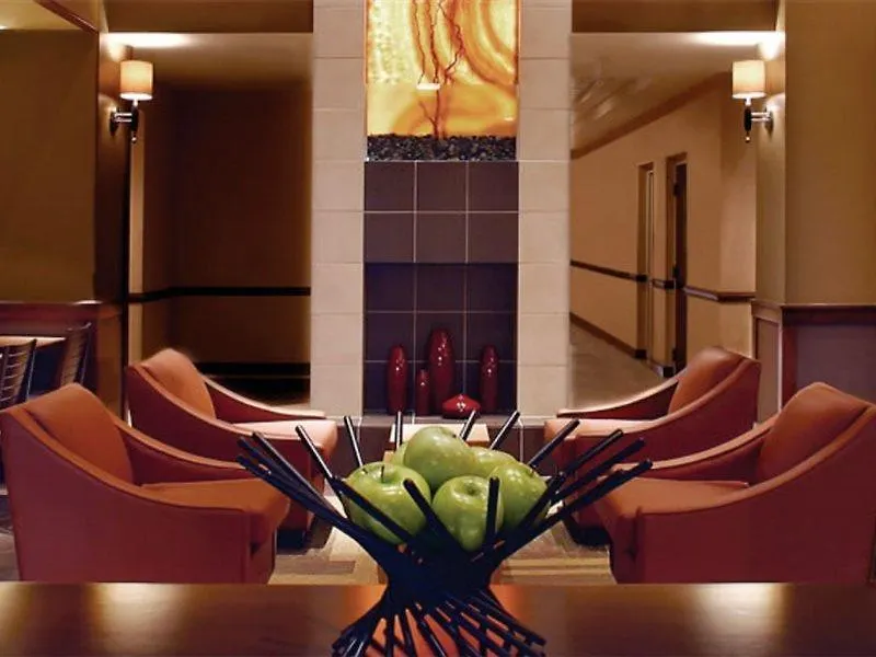 Hyatt Place Tampa Busch Gardens Otel